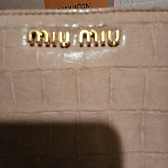Authentic miumiu Wallet Long Wallet Pink Gold Woman - Picture 3 of 13